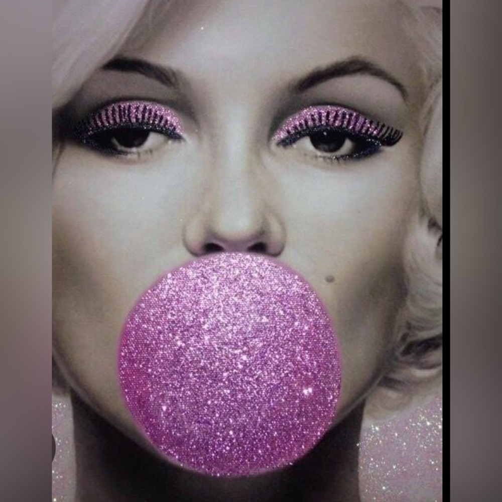 Meet your Posher, Stella